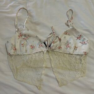 MOTEL ROCKS - Floral and Lace Cream Tank (Ties in Front) - Worn Once - Size XS